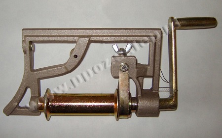 Maszynka do taśmowania węży