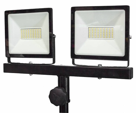 Maszt oświetleniowy LED 2X50W 230V